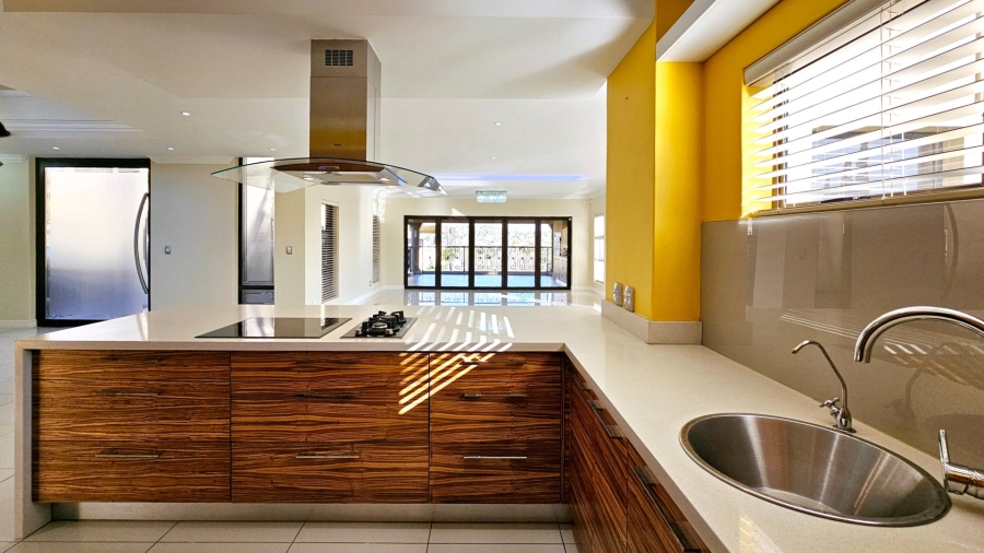 5 Bedroom Property for Sale in Kiepersol Free State